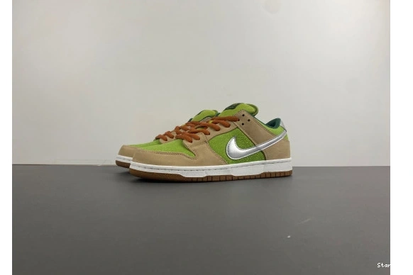 “Escargot”  SB  FQ7585-200 Low Dunk Nike 0203
